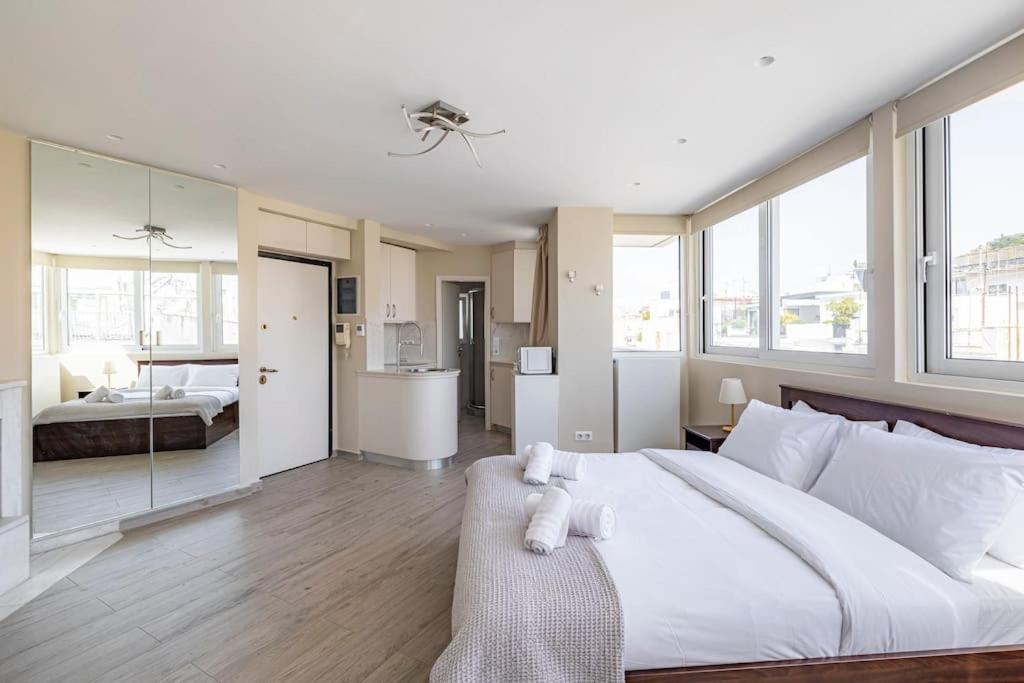 Penthouse In The Heart Of Athens Apartment Bagian luar foto